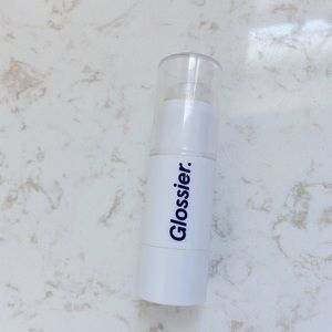 Glossier haloscope highlighter